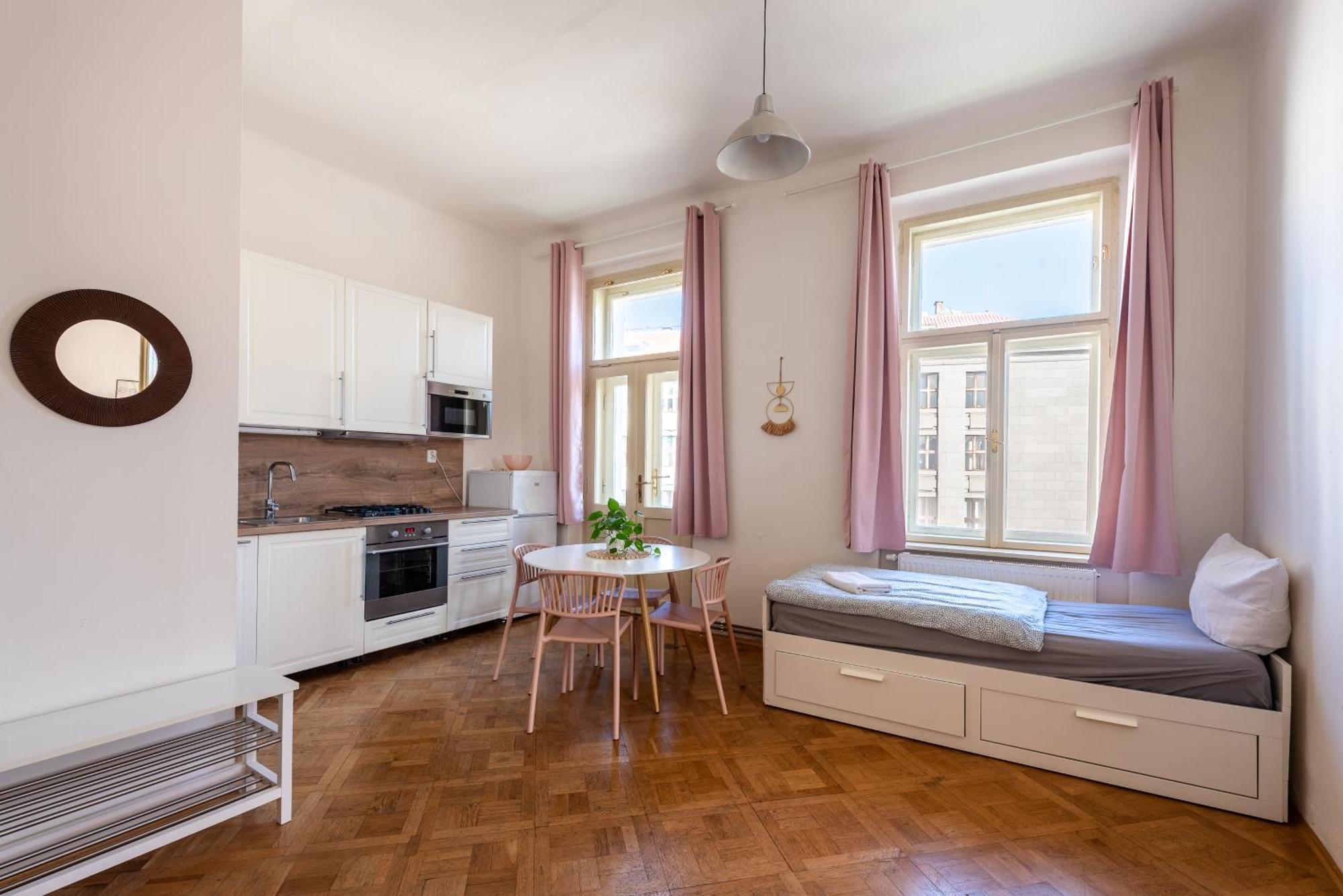 Tesnov Residence Apartments Prag Eksteriør billede